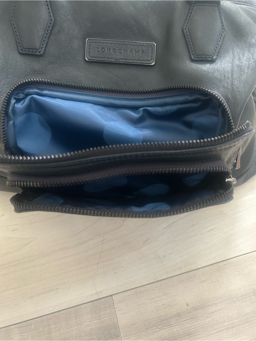 Longchamp Black Vintage Leather Bag Excellent Condition. - Picture 12 of 15